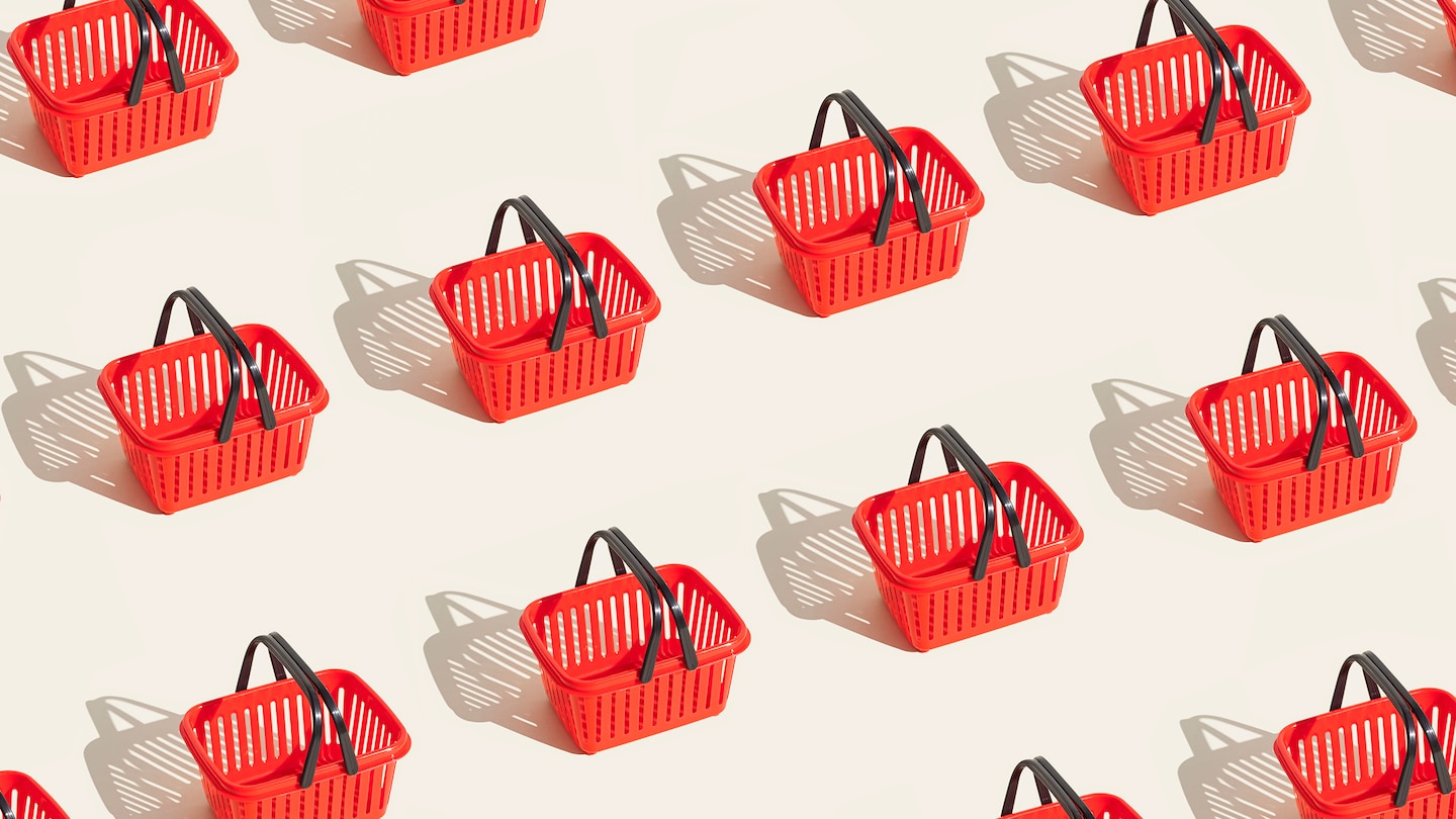 consumer staples etf without tobacco keep portfolios steady when markets turn choppy. The SPDR Staples (XLP) provides exposure to household giants like Walmart, Procter & Gamble, and Coca-Cola, with a 2.5% dividend yield and When Is a Good Time