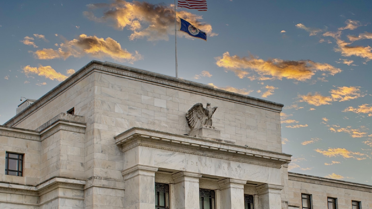 Fewer Fed Meetings Under Kevin Warsh? What a Reduced FOMC Calendar Could Mean for Investors
