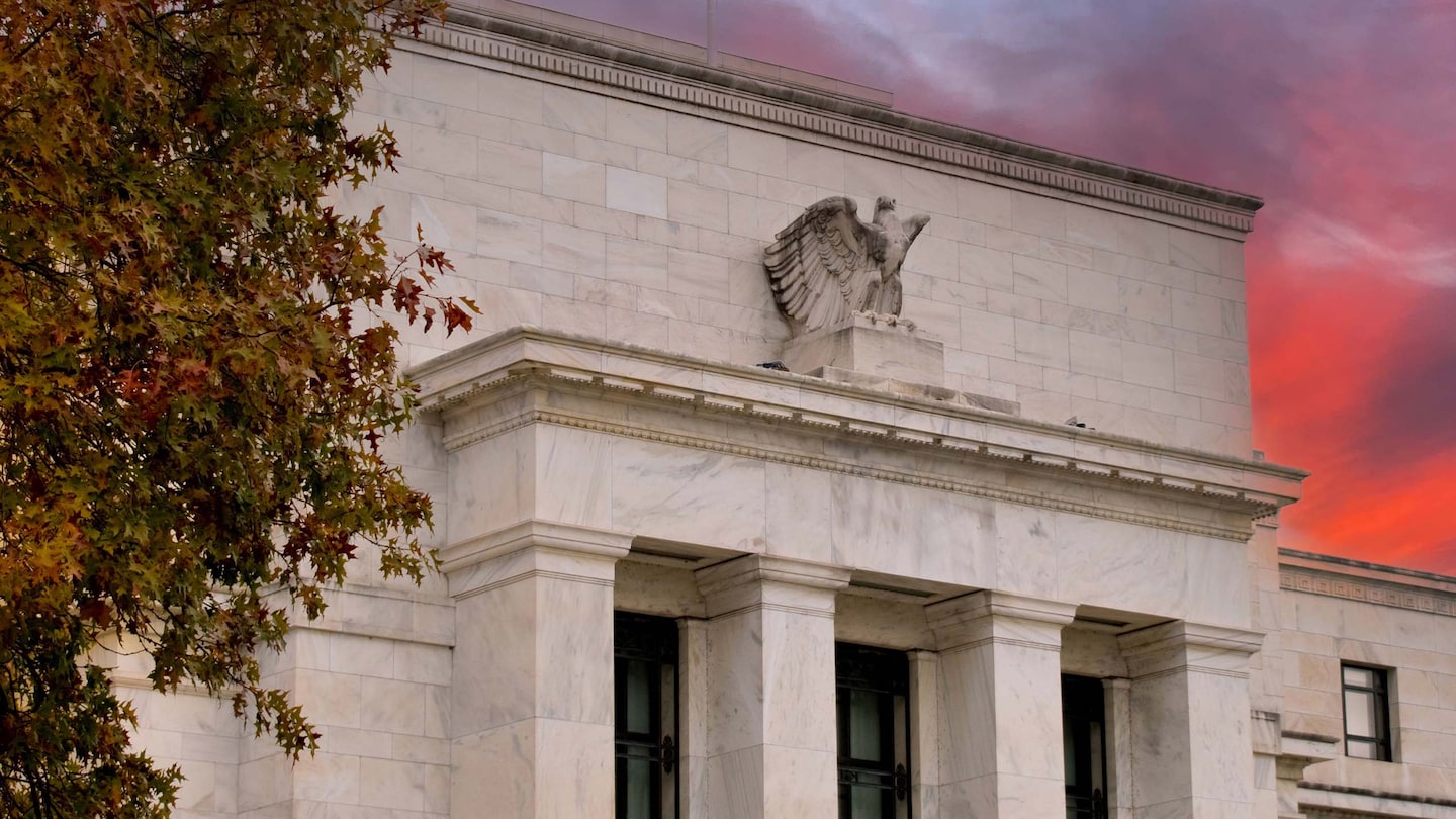Economists Uncertain About New Fed Chair Kevin Warsh's Policy Stance