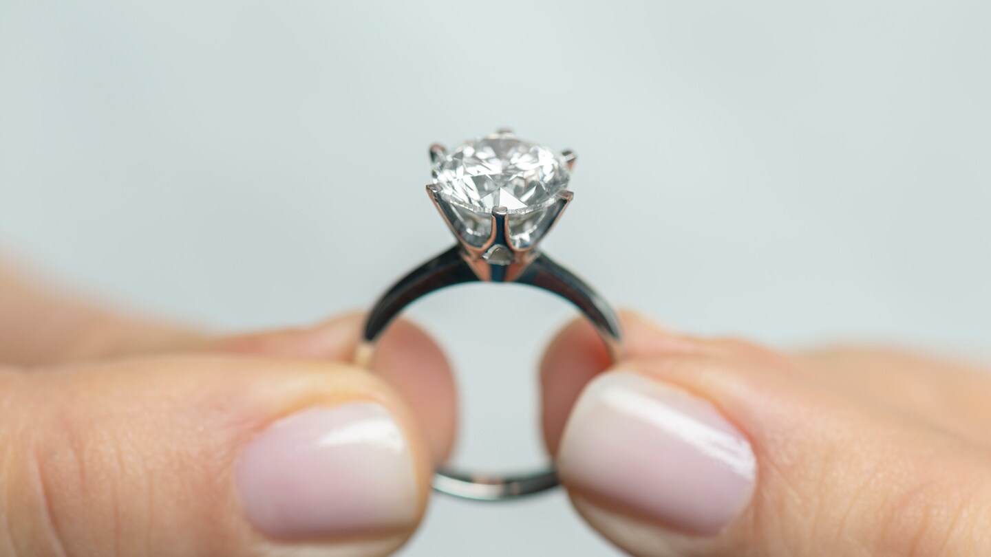 Tips for Buying an Engagement Ring | Chase