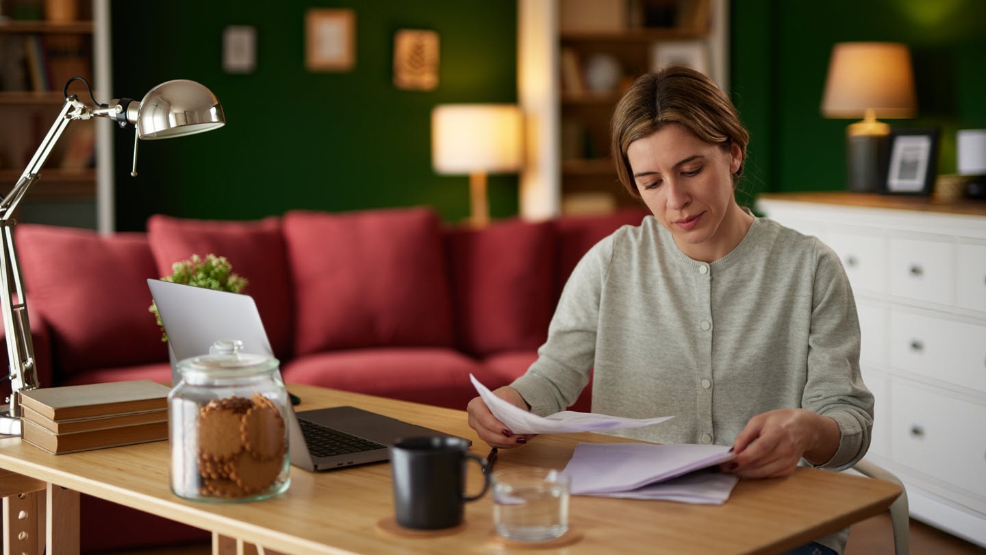 Savings Account vs. Money Market Accounts | Chase